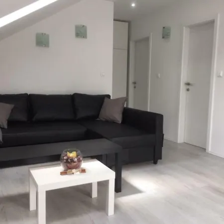 Apartman Cambi 11 *
